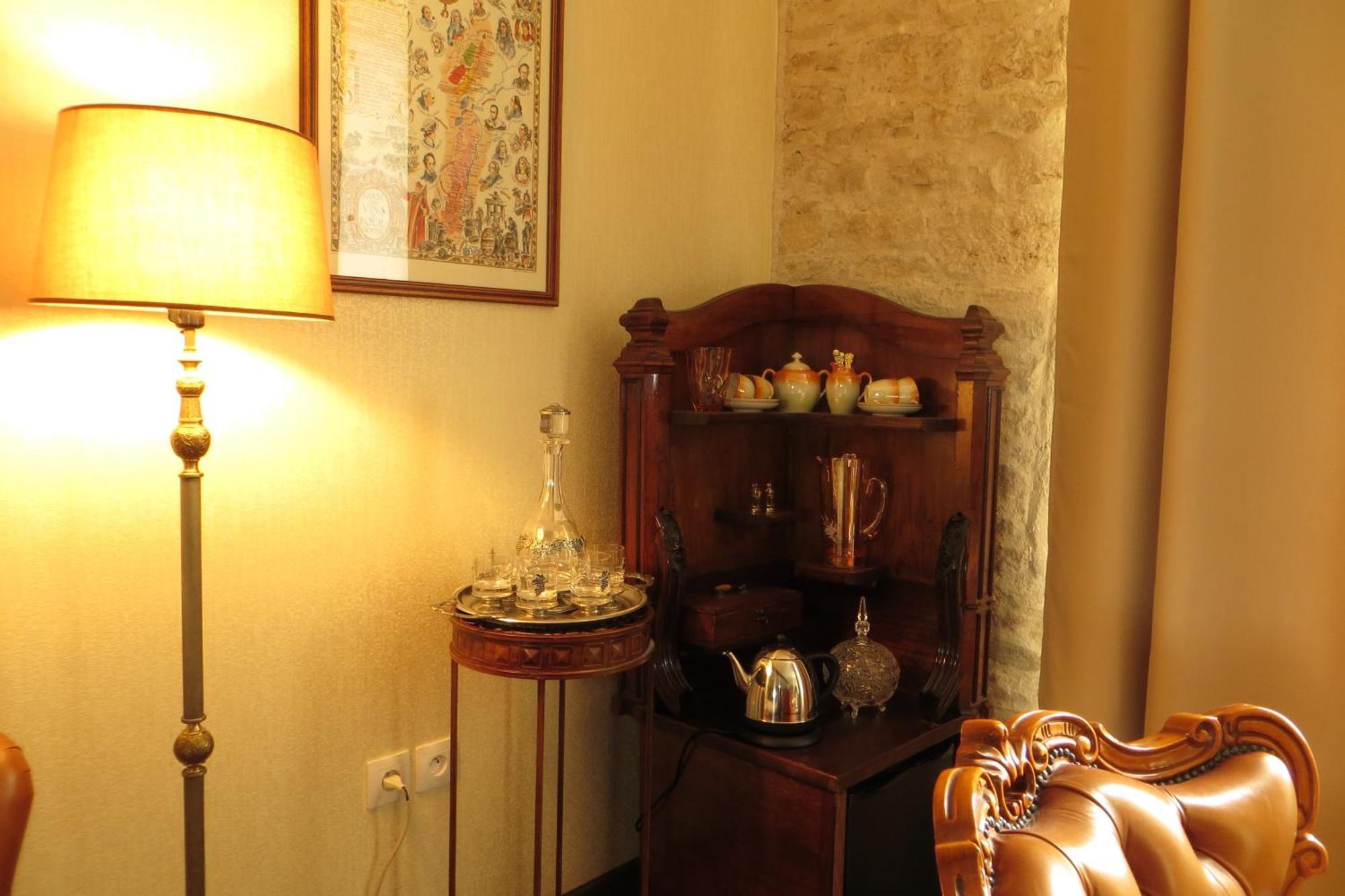 Bed and Breakfast Le Bailli De Montsaugeon Номер фото