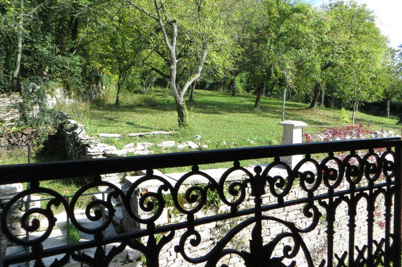 Bed and Breakfast Le Bailli De Montsaugeon Номер фото